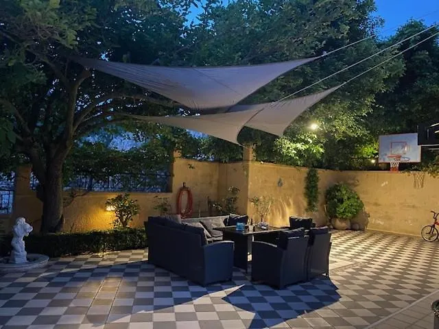 Tzitzifies Kourouklata